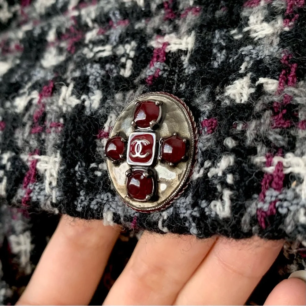 Chanel cc gems button pocket mini skirt wool cashmere knit tweed